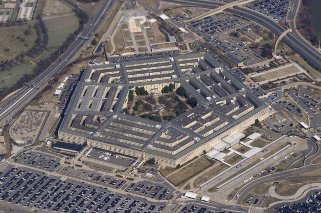 Ending the estrangement of Congress and the Pentagon Ending the estrangement of Congress and the Pentagon