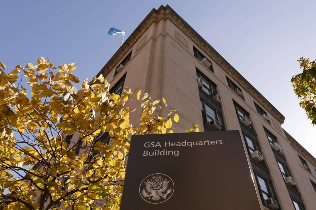 GSA praised for initial changes to AI draft regs, but more work needed