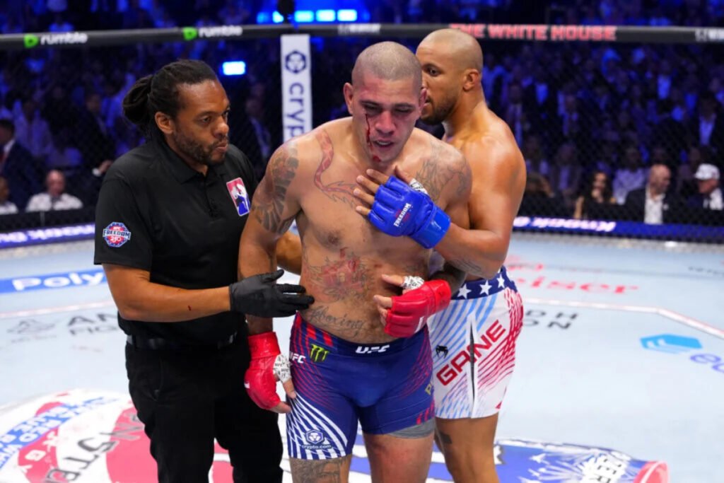 Herb Dean should be suspended due to poor officiating, says retired UFC star Henry Cejudo Herb Dean stops the UFC Freedom 250 co-main event between Ciryl Gane and Alex Pereira