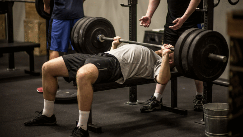 How Much Should You Be Able to Bench Press Based on Your Age? How Much Should You Be Able to Bench Press Based on Your Age?
