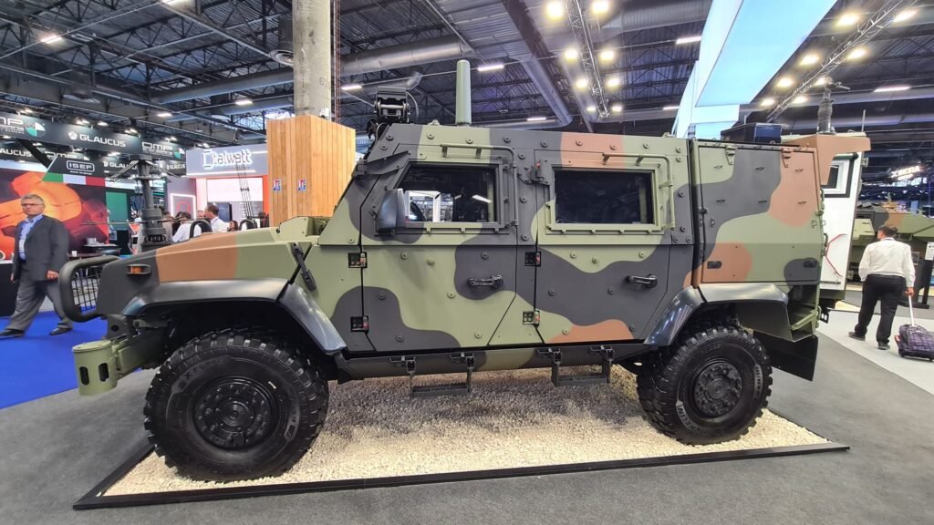 Italy’s New EW Vehicle Showcased Italian Army VTLM-2 Electronic Warfare Variant (Thomas Withington)