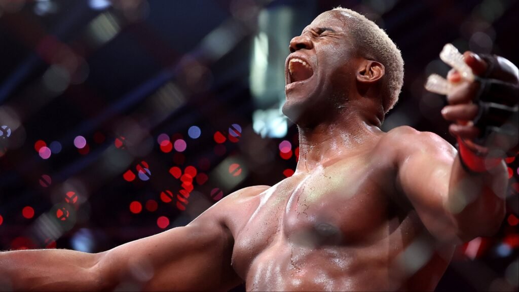 Robelis Despaigne abandons Francis Ngannou fight talks to return to UFC’s heavyweight division Robelis Despaigne celebrates after knocking out Junior dos Santos