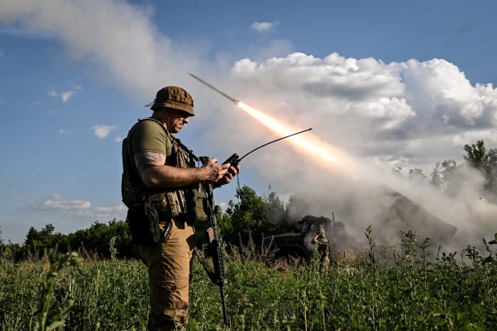 Russian troops survive just 20-30 minutes on Ukraine’s front lines, CIA director says