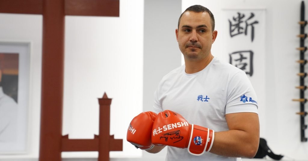 Sensei Petar Martinov explains the difference between KWU Open, KWU Full Contact and KWU SENSHI (VIDEO) Sensei Petar Martinov explains the difference between KWU Open, KWU Full Contact and KWU SENSHI (VIDEO)