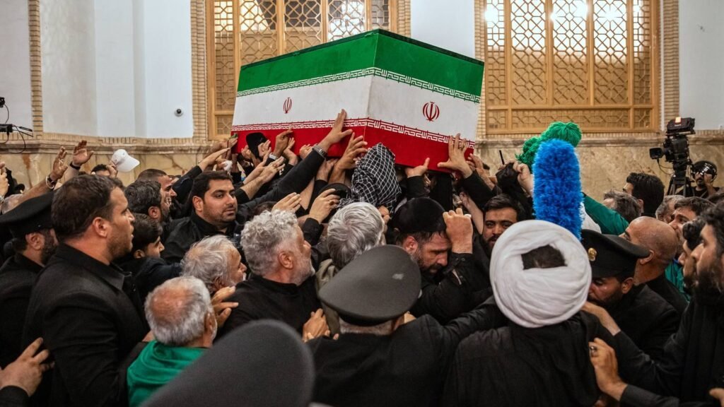Trump and Iranian Leader Trade Threats as Mediators Try to Save Crumbling Deal
