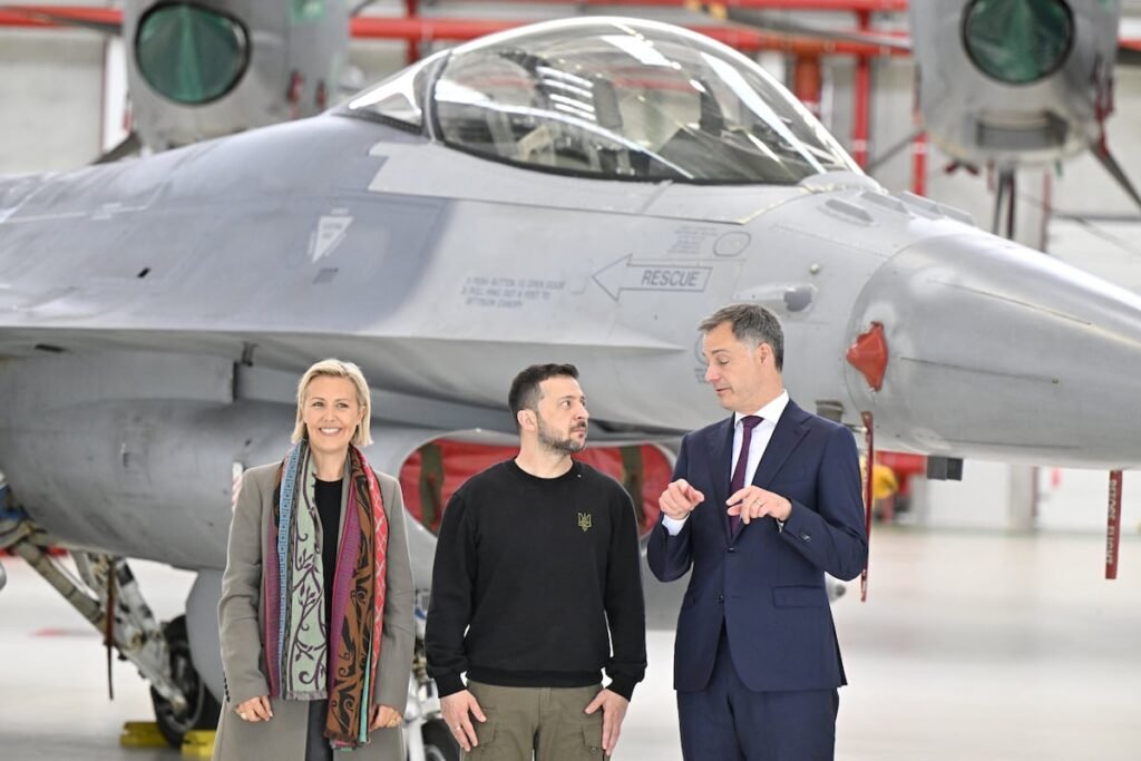 Ukrainian F-16 downs Russian fighter jet for first time Ukrainian F-16 downs Russian fighter jet for first time
