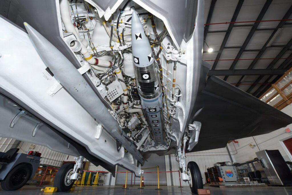 Air Force ‘Closely Following’ Navy’s New Air-to-Air ‘Malice’ Missile Air Force ‘Closely Following’ Navy’s New Air-to-Air ‘Malice’ Missile