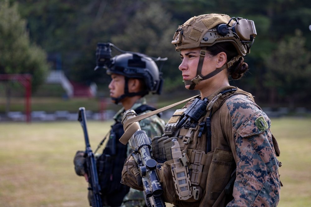 DVIDS – News – United States and Indonesian Marine Corps conclude annual platoon exchange MRF-D Marines participate in closing ceremony for platoon exchange in Indonesia
