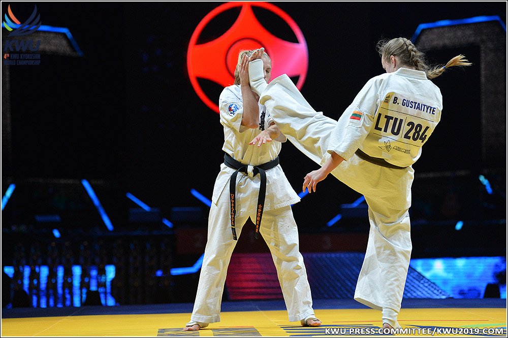 How To Overcome Nerves in Karate (Before Grading or Competing) How To Overcome Nerves in Karate (Before Grading or Competing)