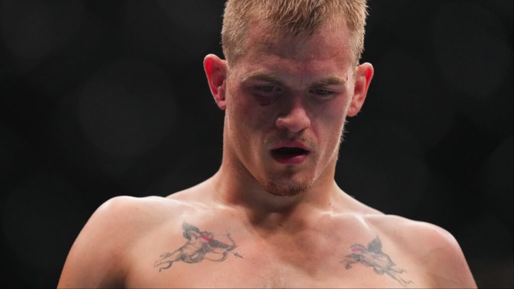 Ian Machado Garry abandons social media after ‘online backlash’ before UFC 330 Ian Machado Garry in between rounds at UFC 310
