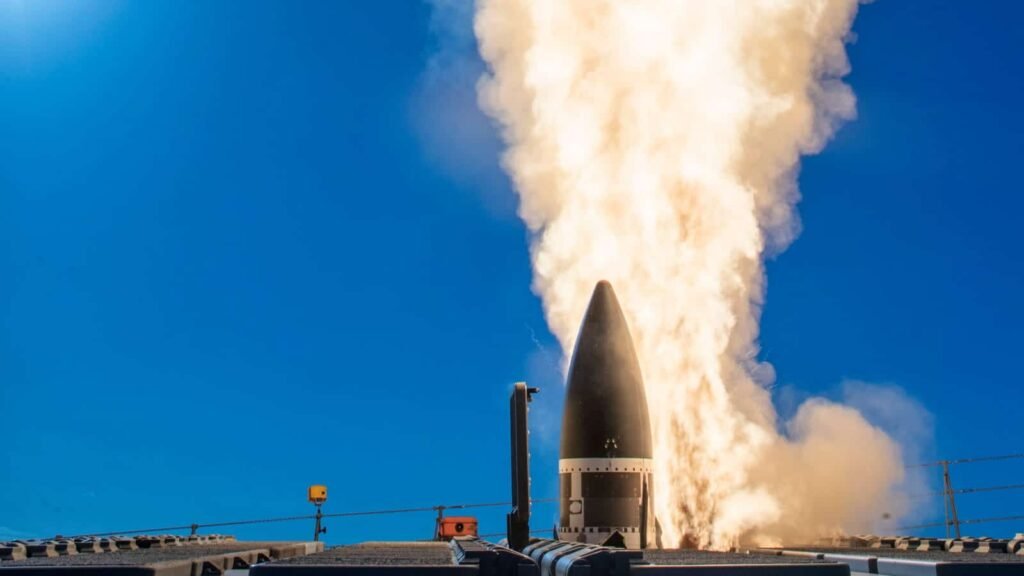 Raytheon awarded $745 million contract for SM-3 IIA interceptors Raytheon awarded 5 million contract for SM-3 IIA interceptors