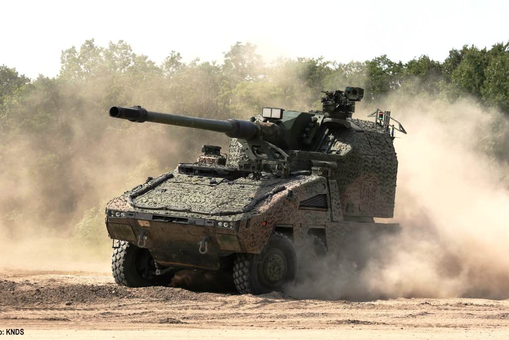Rheinmetall delivers weapon system for British RCH 155 wheeled howitzer Rheinmetall delivers weapon system for British RCH 155 wheeled howitzer
