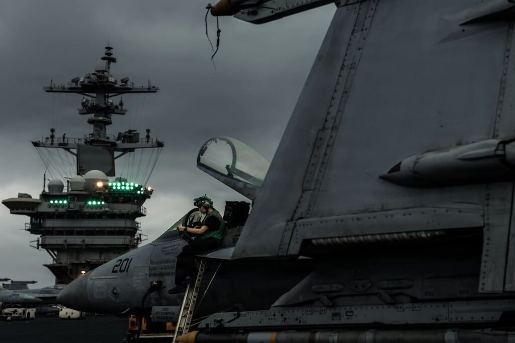 Senator presses Navy for answers on USS Abraham Lincoln deployment Senator presses Navy for answers on USS Abraham Lincoln deployment