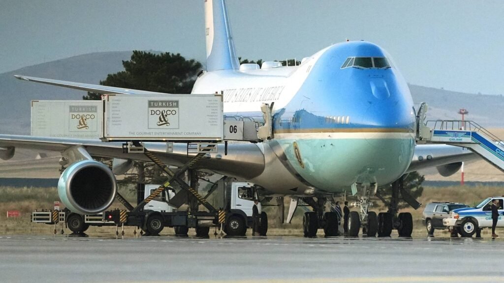 Trump Used Elaborate Ruse to Fly Out of Turkey Following Summit Because of Iran Threat, Report Says Trump Used Elaborate Ruse to Fly Out of Turkey Following Summit Because of Iran Threat, Report Says