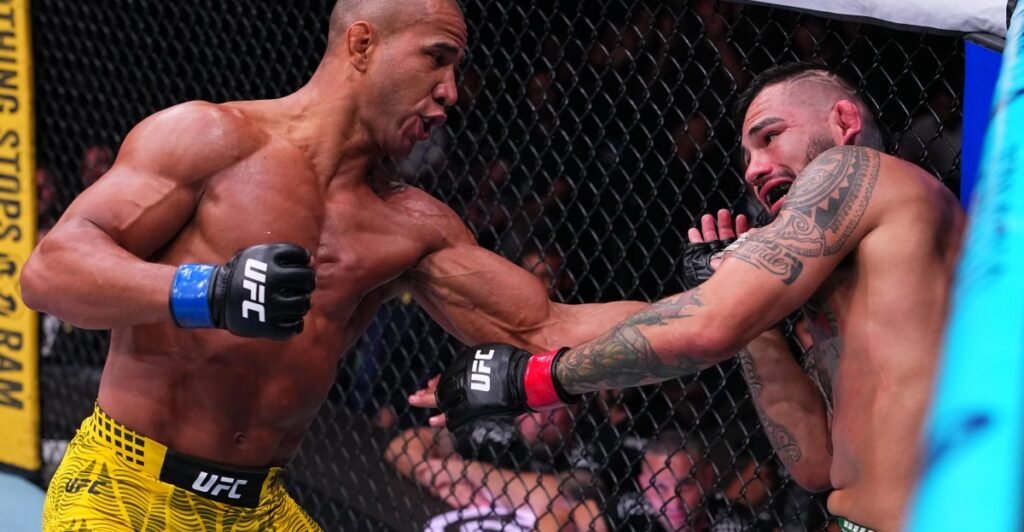 UFC Sacramento Post-Fight Show: Reaction to Gregory Rodrigues outlasting Anthony Hernandez UFC Sacramento Post-Fight Show: Reaction to Gregory Rodrigues outlasting Anthony Hernandez
