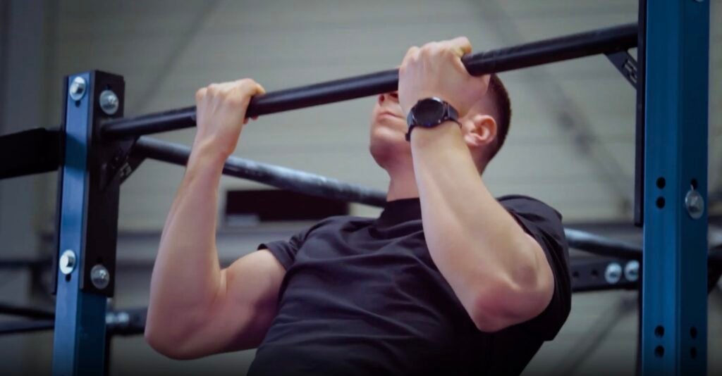 What Does Your Chin Up Score Say About Your Fitness? What Does Your Chin Up Score Say About Your Fitness?