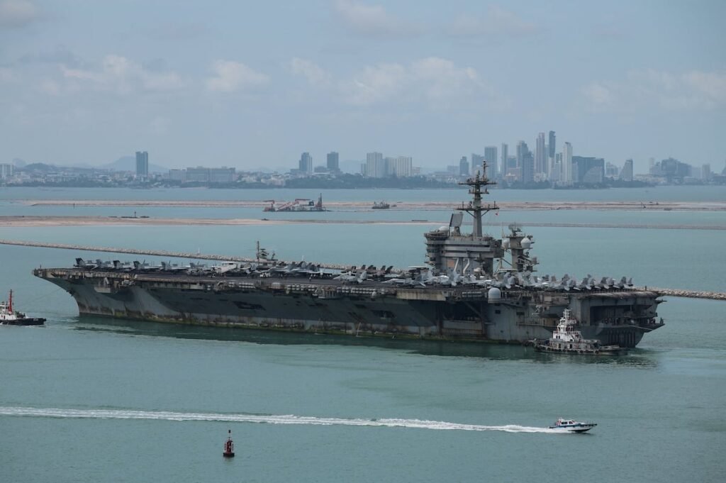 After 286 days at sea, USS Abraham Lincoln arrives in Thailand