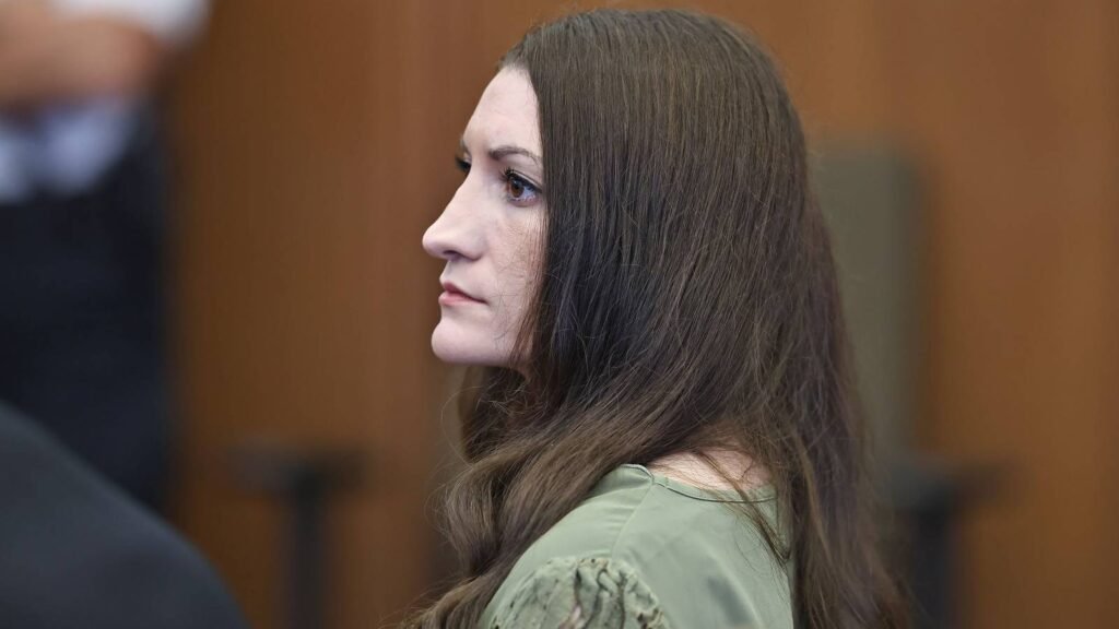 Army Veteran Spills Behind-the-Scenes Details as Lindsay Clancy Murder Trial Juror Army Veteran Spills Behind-the-Scenes Details as Lindsay Clancy Murder Trial Juror