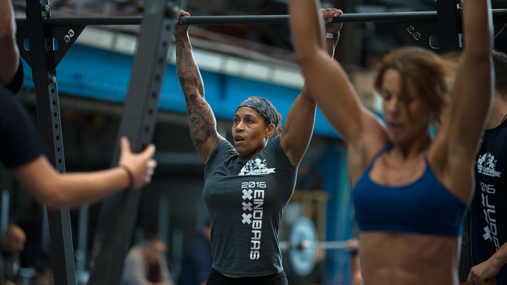 Can You Dead Hang for Longer than Your Peers? Toes to Bar WODs with athletes