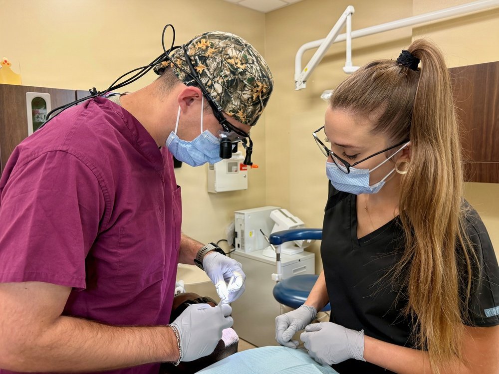 DVIDS – News – Dental team turns routine appointments into rapid emergency response Dental team turns routine appointments into rapid emergency response