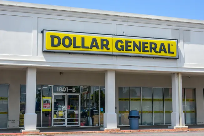 Dollar General deploys AI across distribution centers, stores Dollar General deploys AI across distribution centers, stores