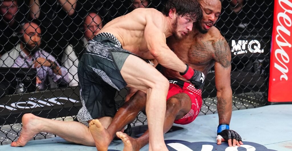 Evloev prepared to take Volkanovski down ‘100 times’ to win at UFC 333