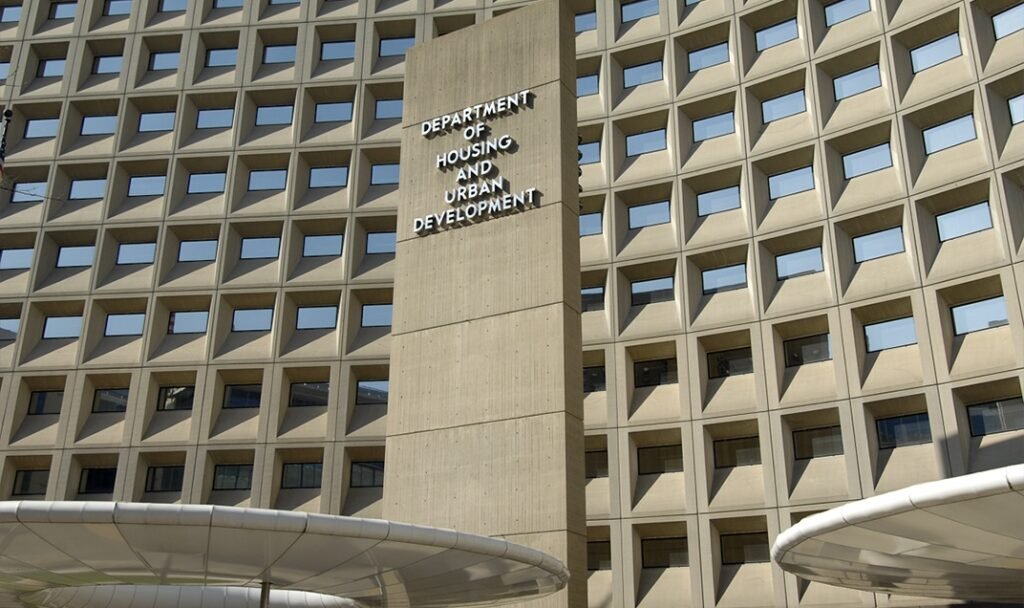 HUD circulated plans for a major reorganization. Then it withdrew them. HUD circulated plans for a major reorganization. Then it withdrew them.