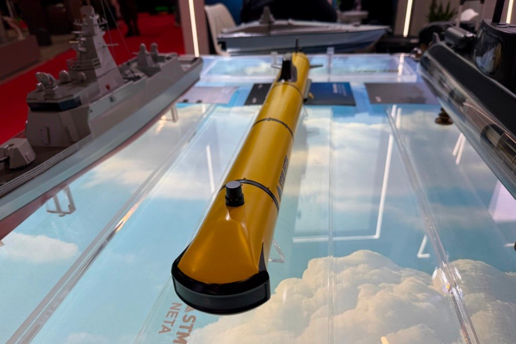 MSPO 2026 – STM NETA: from a lightweight mine-hunting AUV to a node in a networked underwater system MSPO 2026 - STM NETA: from a lightweight mine-hunting AUV to a node in a networked underwater system