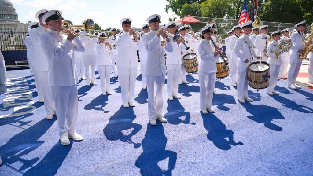 Navy Failed to Protect Pilots From Brain Injuries, New House Report Claims Navy Failed to Protect Pilots From Brain Injuries, New House Report Claims