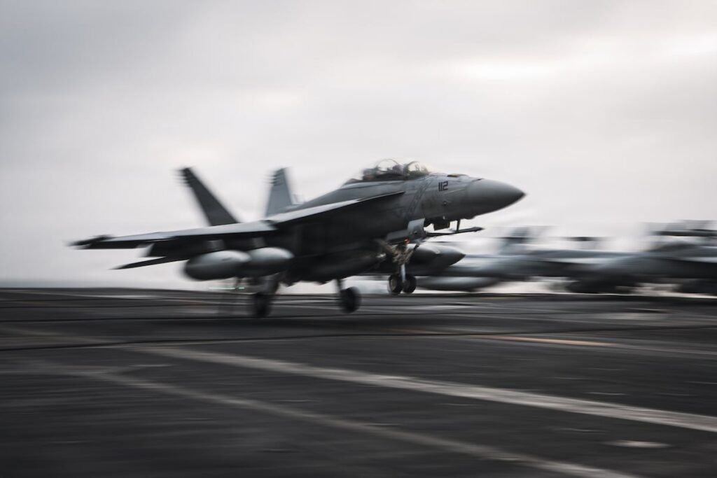 Navy not doing enough to study long-term brain damage in aviators, lawmakers say Navy not doing enough to study long-term brain damage in aviators, lawmakers say