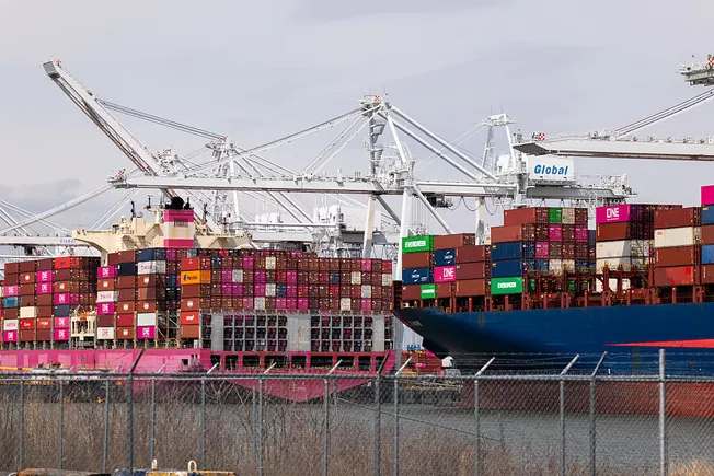 Ocean freight rates cool despite continued price elevation Ocean freight rates cool despite continued price elevation