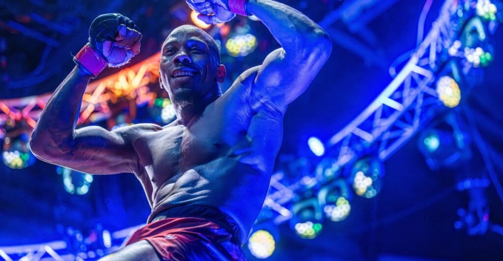 Taylor Lapilus vs. Mitch McKee to crown bantamweight champion in last PFL event Taylor Lapilus vs. Mitch McKee to crown bantamweight champion in last PFL event