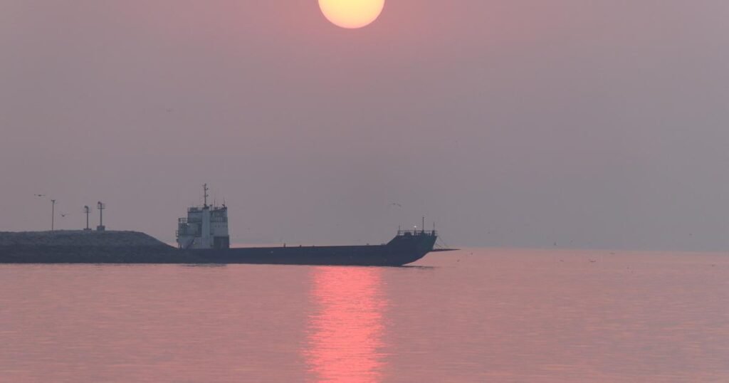 The Scramble for the Open Seas