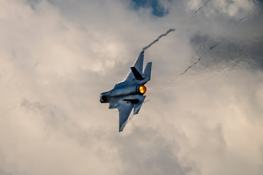 US clears way for $24.3 billion fighter jet sale to Saudi Arabia US clears way for $24.3 billion fighter jet sale to Saudi Arabia
