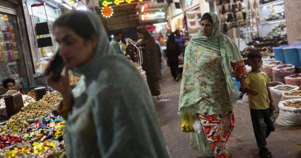 Why America Can’t Strangle Iran