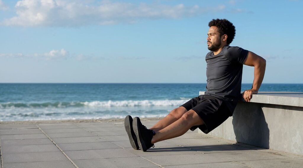 5 Pain-Free Chest and Triceps Alternatives for Dips 5 Pain-Free Chest and Triceps Alternatives for Dips