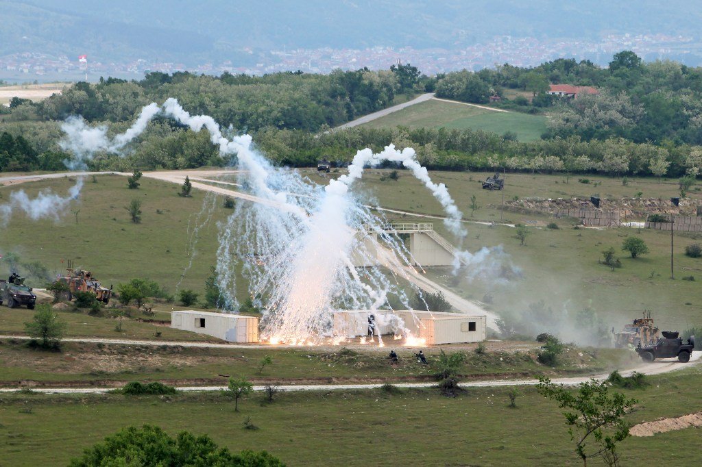 After Vucic ouster, Serbia’s weapons-buying habits are under the microscope After Vucic ouster, Serbia’s weapons-buying habits are under the microscope