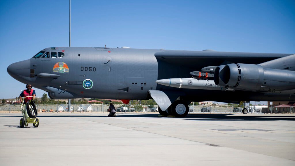 Air Force Sends ARRW, Its 1st Hypersonic Missile, into Production