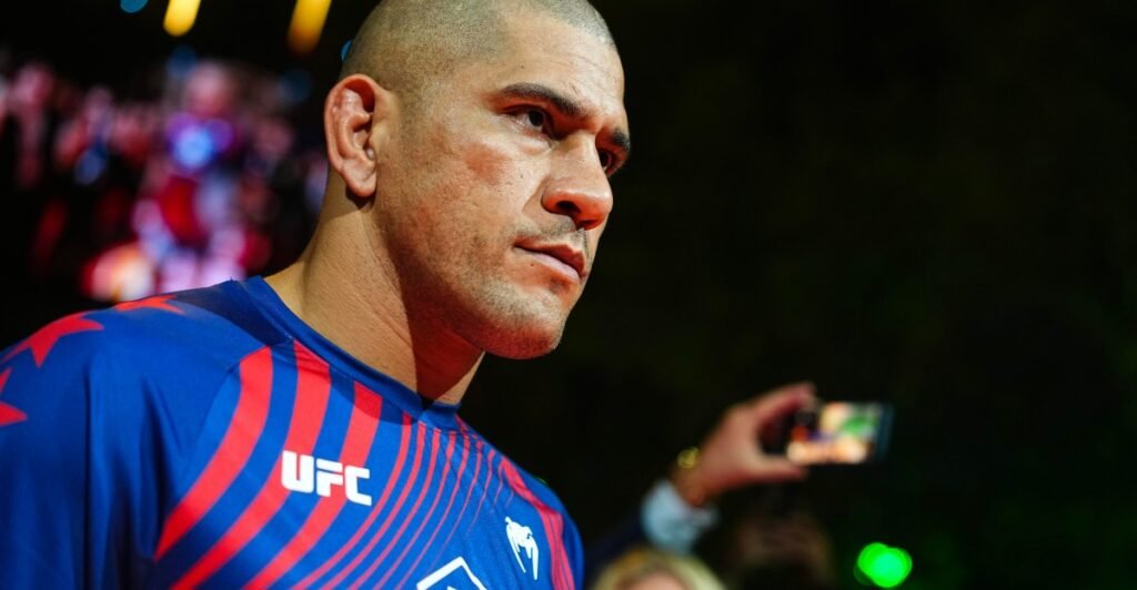 Alex Pereira reveals reason why future move to boxing is ‘kind of impossible’