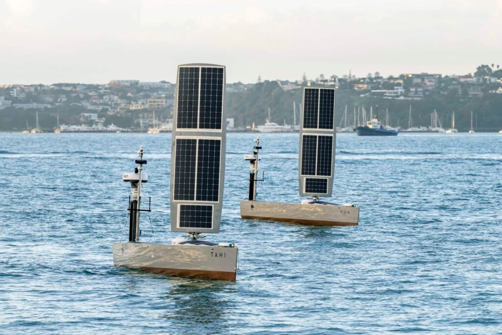 Bluebottle “satellites of the sea” traverse world oceans Asian Military Review magazine