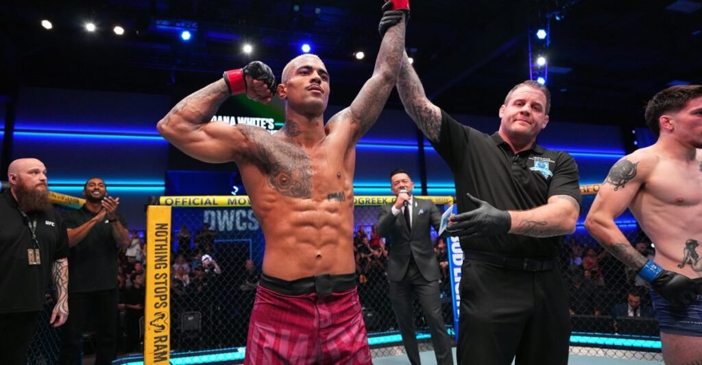 DWCS Season 10, Week 9 results: UFC employee Sal Everett earns UFC contract with brutal knockout win