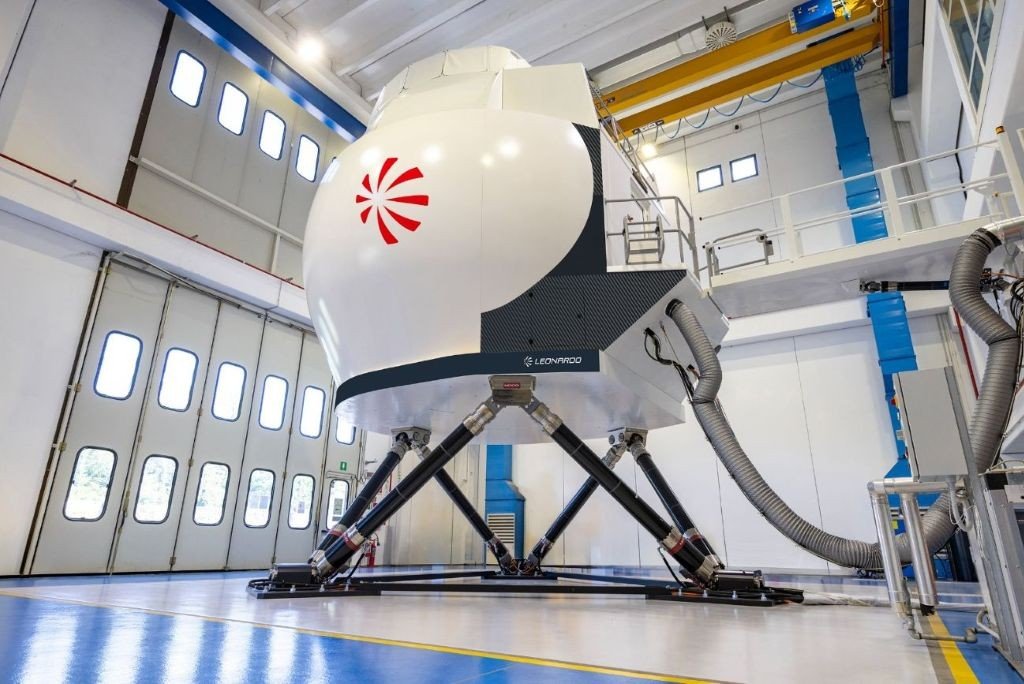 Leonardo expands its Sesto Calende facility with a new flight simulator production area Leonardo expands its Sesto Calende facility with a new flight simulator production area