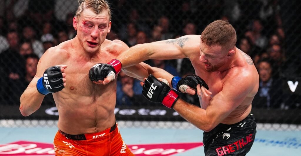 Pimblett Fan Brutally Checked By Gaethje After Not Knowing They Fought Pimblett Fan Brutally Checked By Gaethje After Not Knowing They Fought
