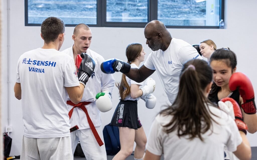 Why does kyokushin karate looks similar with kickboxing?